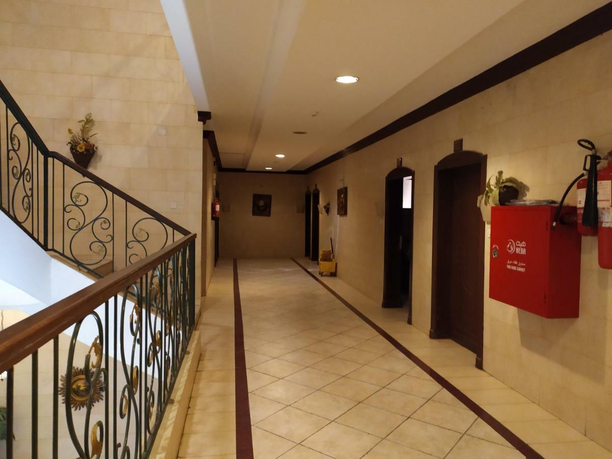قصر اليمامة للاجنحة الفندقية-فرع حجاب Riyadh Ngoại thất bức ảnh